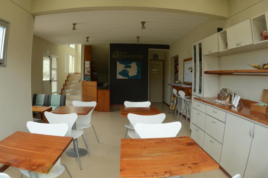 Del Nomade Hosteria Ecologica Puerto Piramides Bagian luar foto