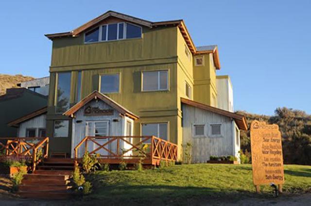 Del Nomade Hosteria Ecologica Puerto Piramides Bagian luar foto